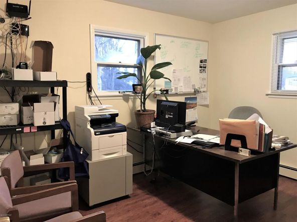 2785 Beaver Loop Rd, Kenai, AK 99611